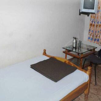 Hotel Lakeview, Yelagiri 2